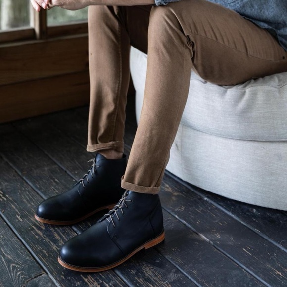 NWT Nisolo Everyday Chukka Boot in Black Men’s Size 11 main image 3